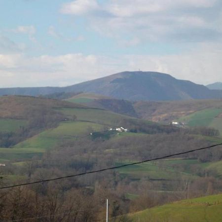 Gite A La Ferme Larranda Suhescun Екстериор снимка